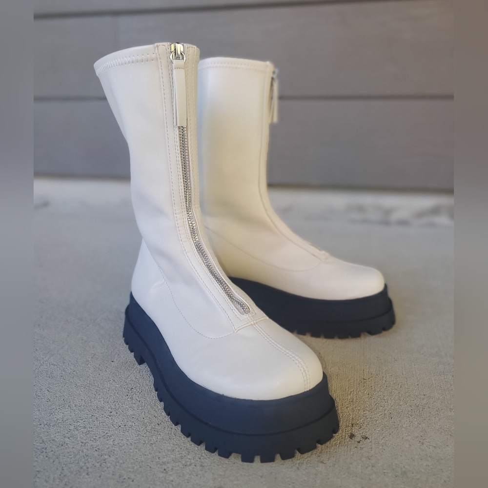 Urban Outfitters Zola Zip Platform Boots